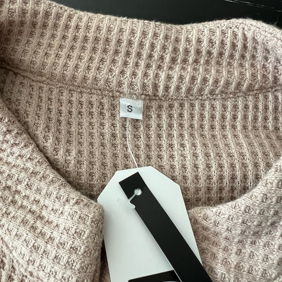 NWT Waffle Knit Button Shirt - Picture 4 of 6